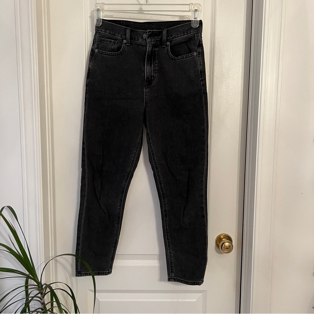 American Eagle Mom Jeans